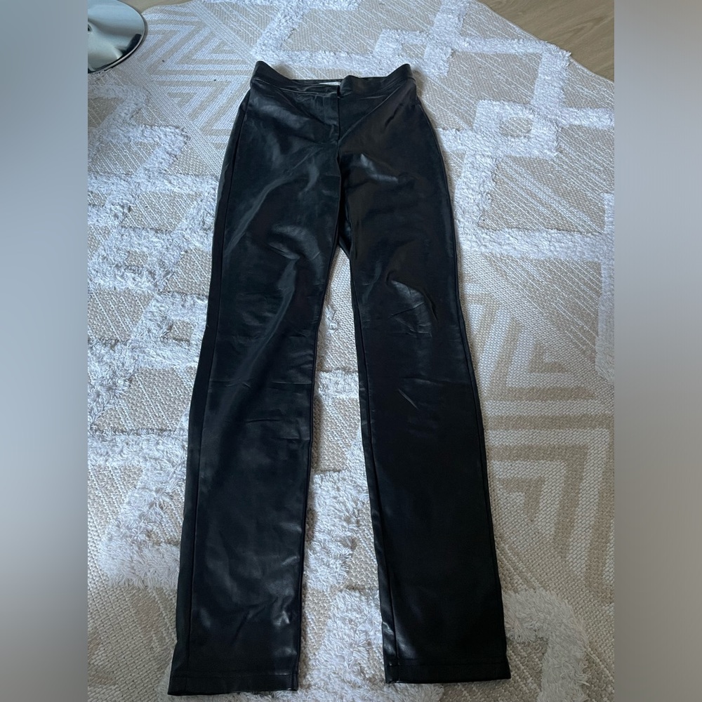 Aritzia black faux leather Babaton size 4 pants